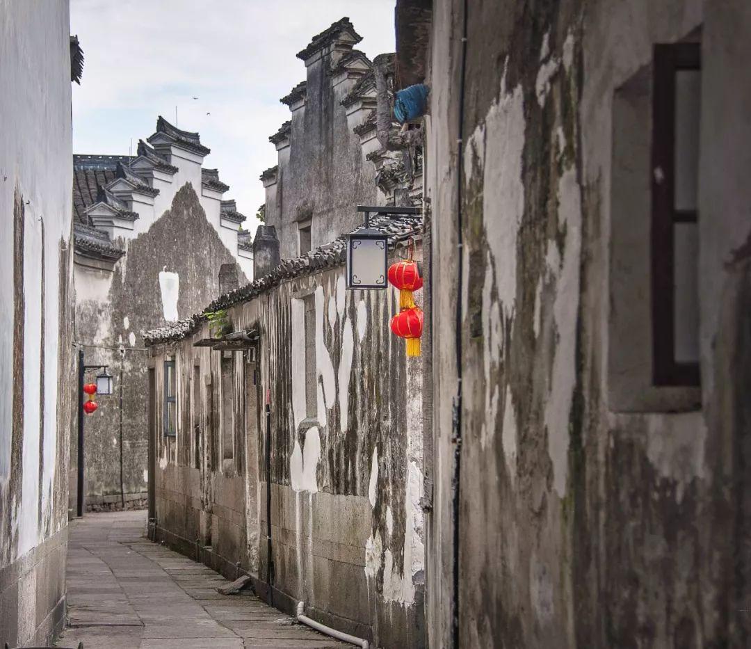 逃离沙漠小镇